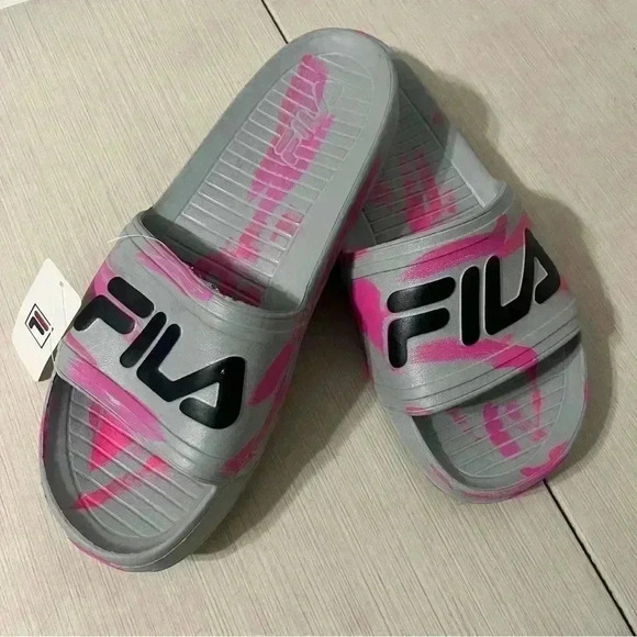 Fila Grey and Pink Marbled Slides NWT - Picture 7 of 7